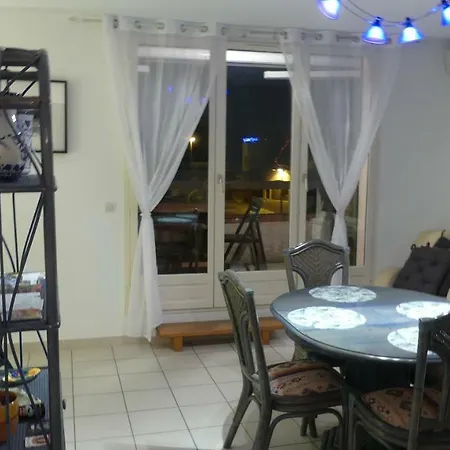 Maison T3 A Sur Avec Vue Mer/montagne Дом отдыха
